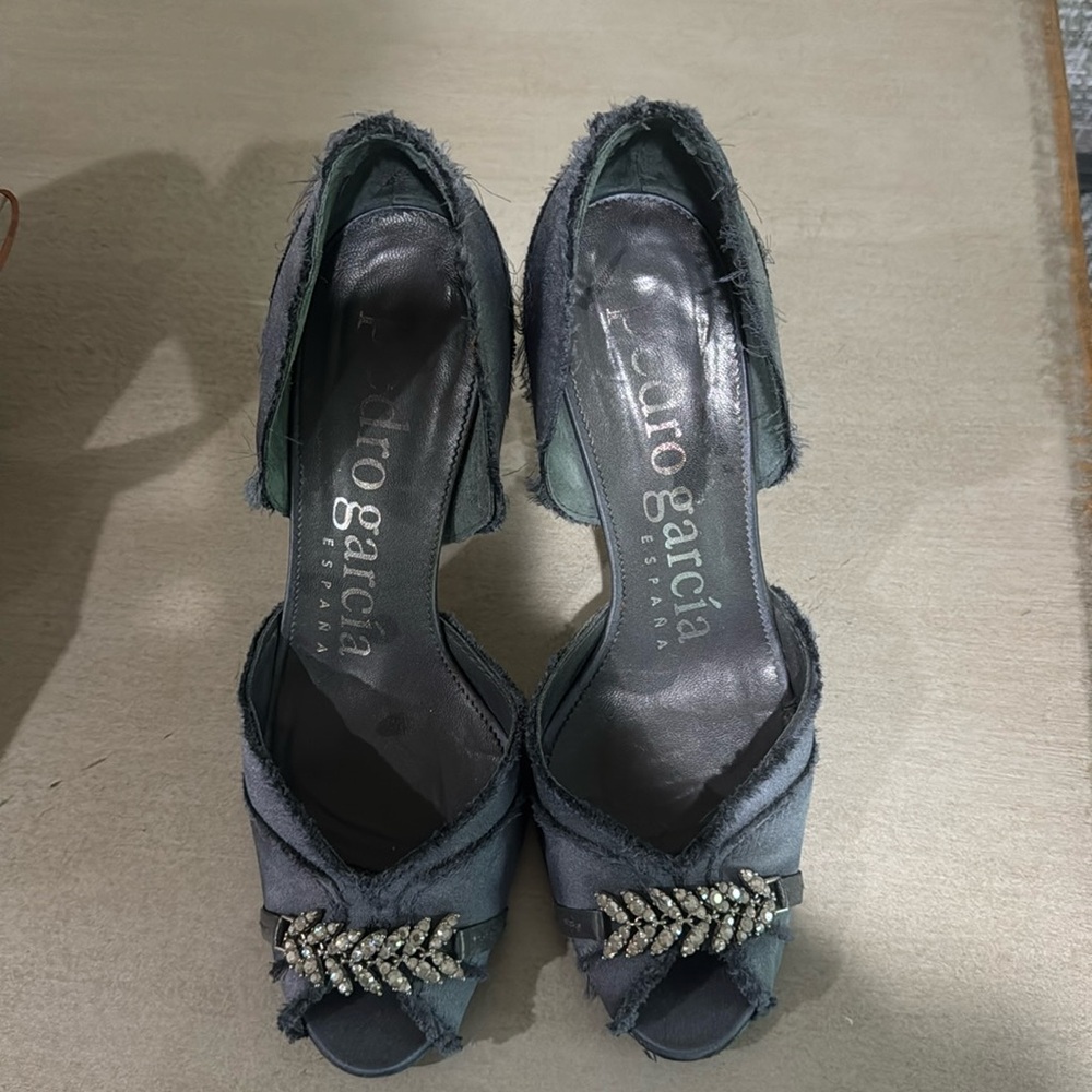 Pedro Garcia heels